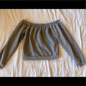 Grey off shoulder sweater top size:S